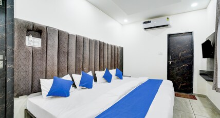 The Byke Express - Mahakal Residency| (Pan India Pure Veg Hotel Chain) Room Type - Family Comfort Deluxe Room