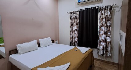 Seashore Beachstay Room Type - 1BH non sea facing room