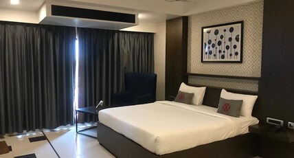 HOTELS AV PLAZA AC ROOMS Room Type - STANDARD AC ROOM HOTELS AV PLAZA AC ROOMS Room Type - STANDARD AC ROOM