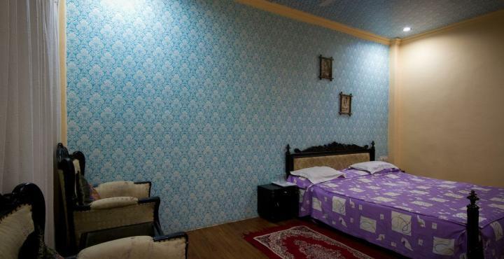 Hotel Udai Garh ( Only For Family and Couple's ) - Tap to explore photos