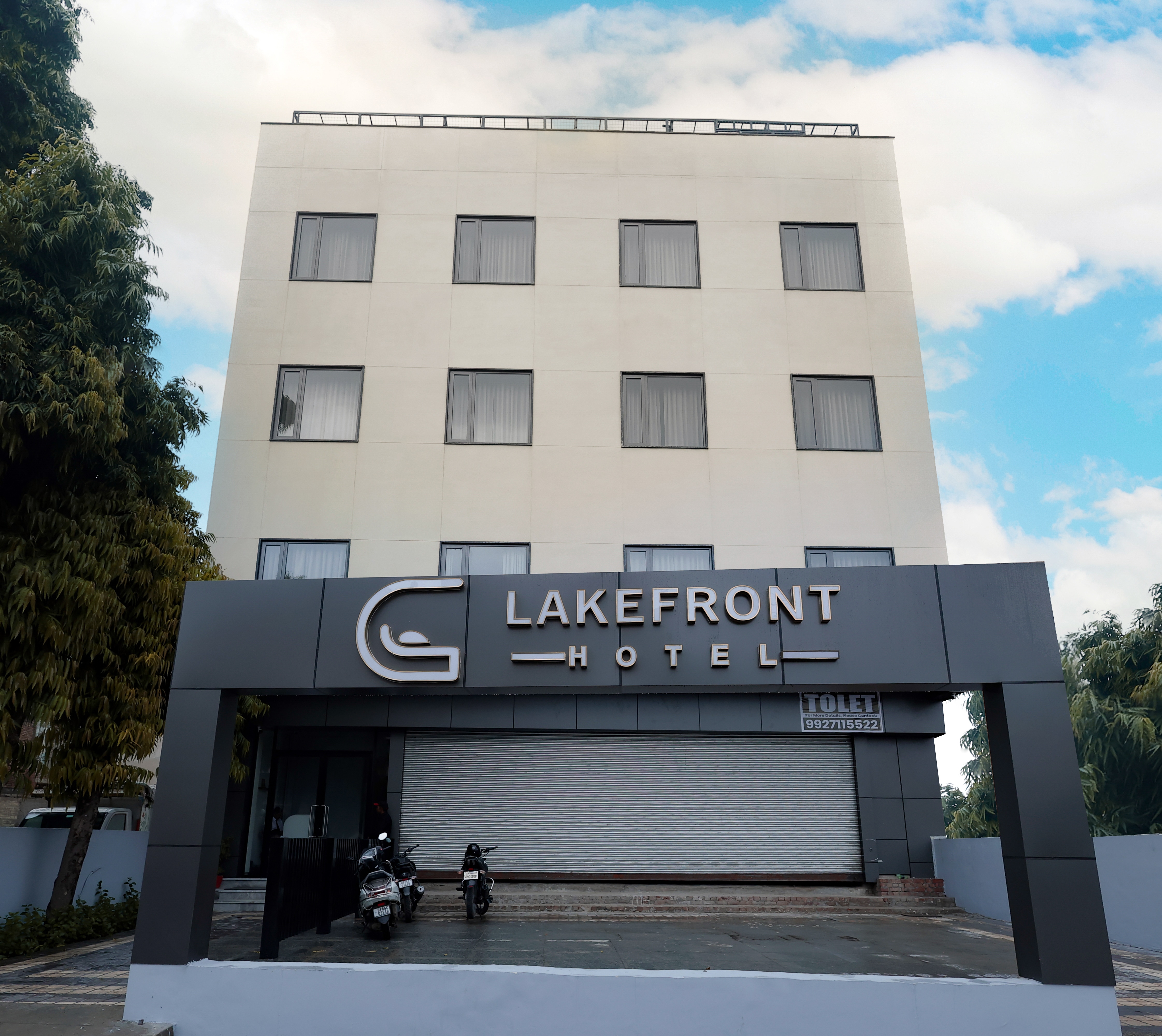 Lakefront Hotel By Brijwasi - Tap to explore photos