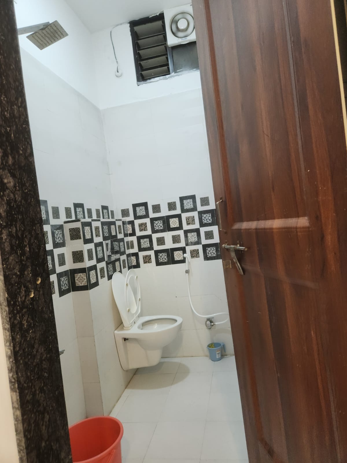 Aayansh hotel - Tap to explore photos