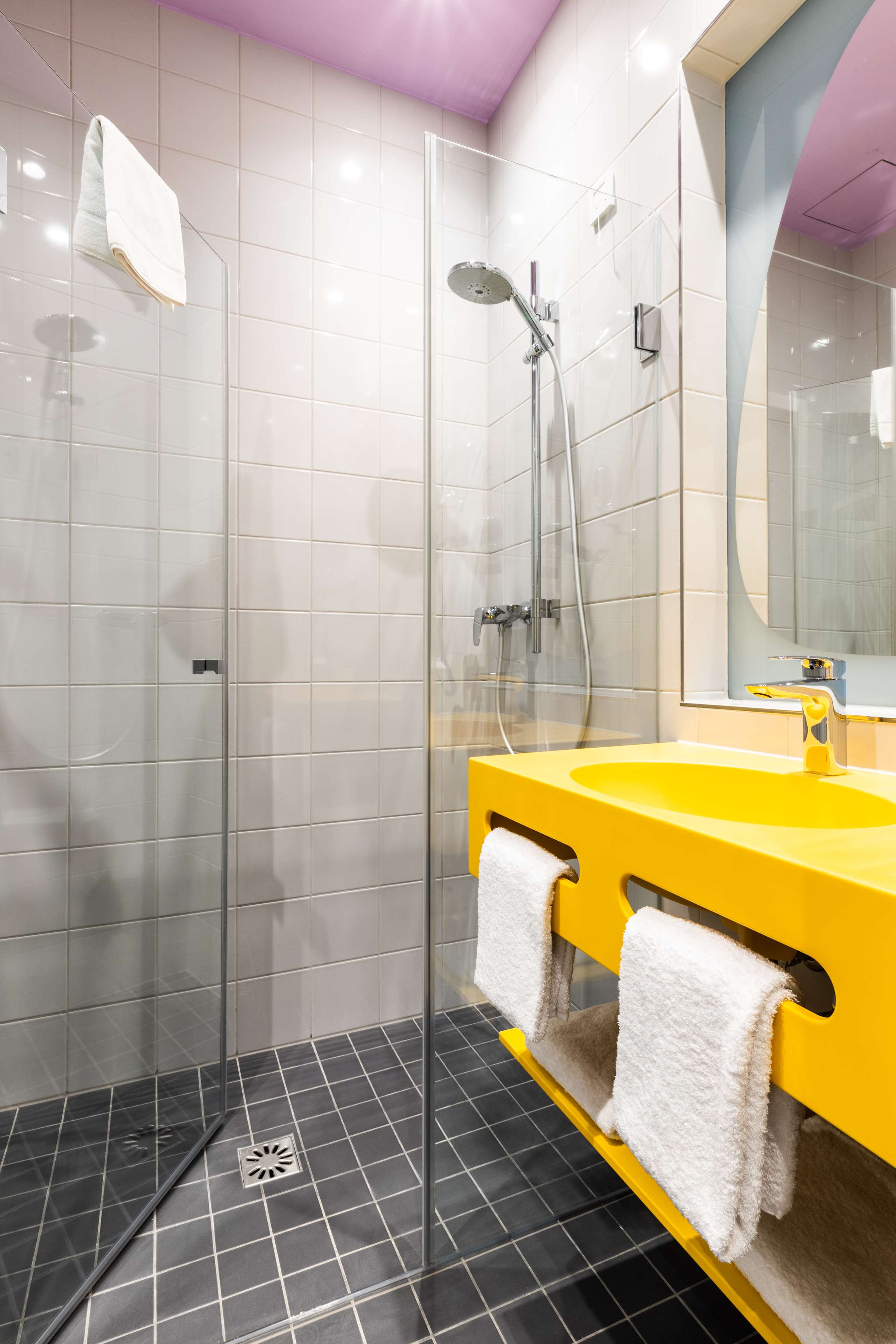 Prize by Radisson, Bonn City - Tap to explore photos