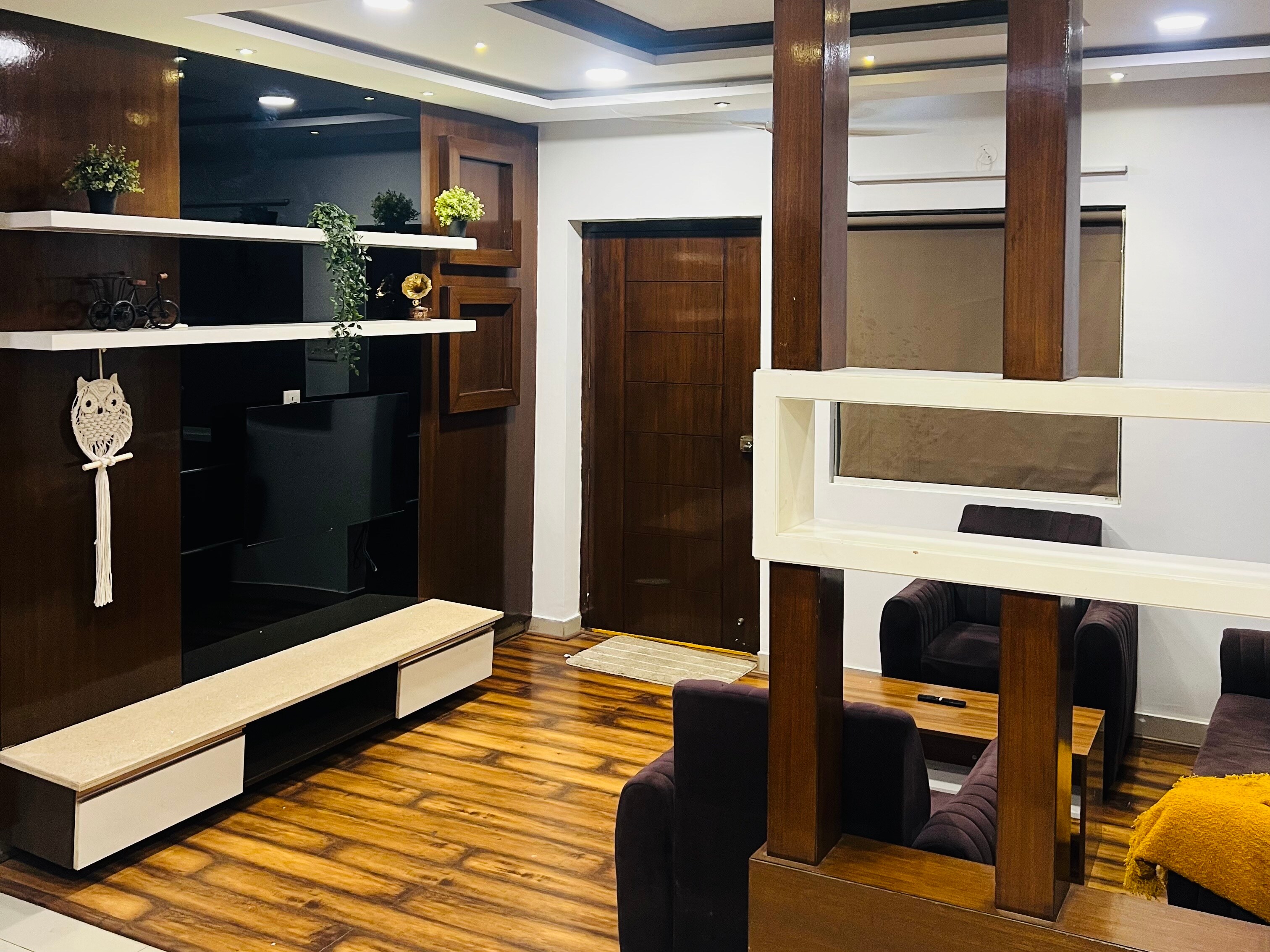Luxury 3BHK Apartment - Tap to explore photos