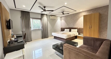 HOTEL SHIVGANGA COMFORT ZONE Room Type - Super Deluxe Room