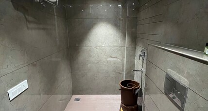HOTEL MARBELA Room Type - Premium Room