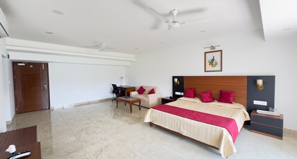 Tikkar Taal Tourist Resorts Room Type - Super Deluxe Room with Balcony and View