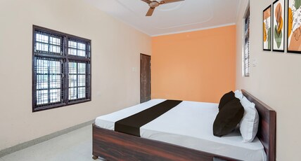 Hotel O BR GARDEN Room Type - Classic