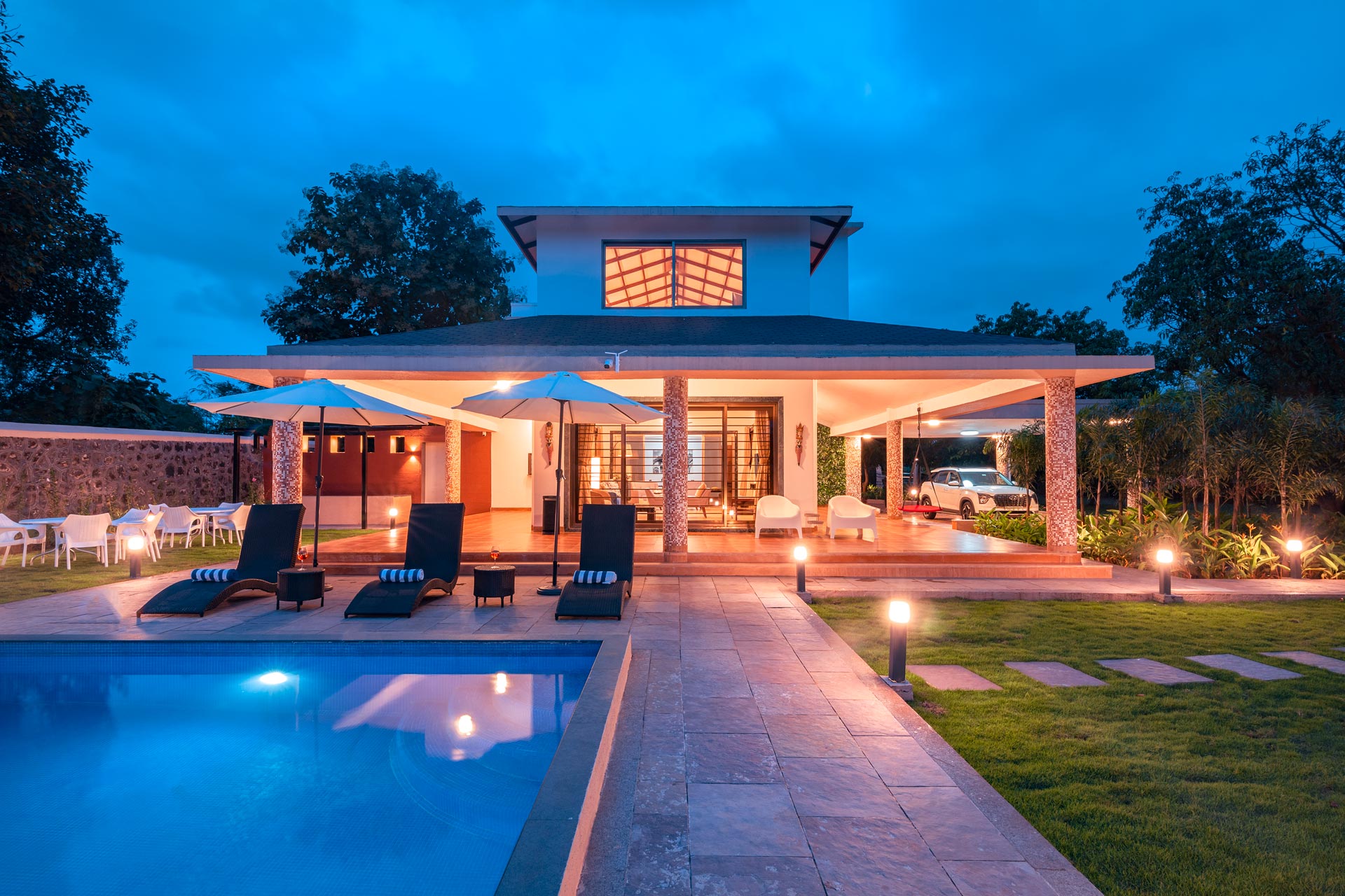 StayVista | Classique Woods 4 BHK Villa - Tap to explore photos
