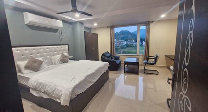 Sri Venkateswara Residency Room Type - Suite Room