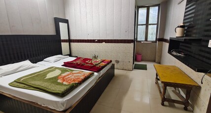 Hotel Satyam Room Type - Deluxe Room Non AC