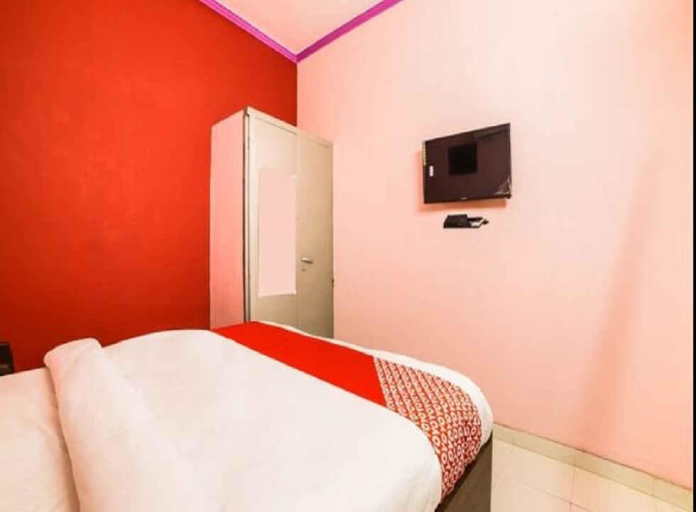 Hotel Kalpana - Tap to explore photos