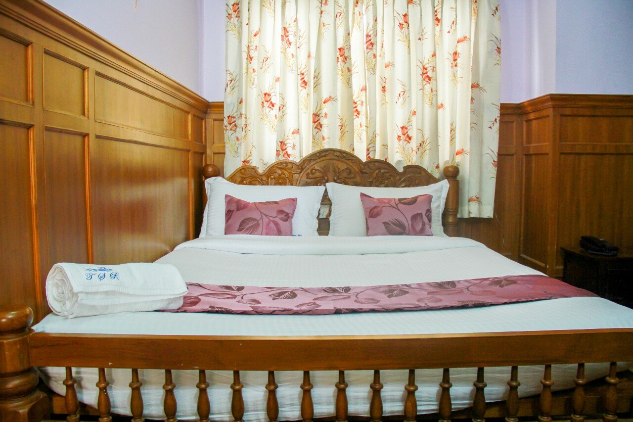 Travel Stay Residence - Tap to explore photos