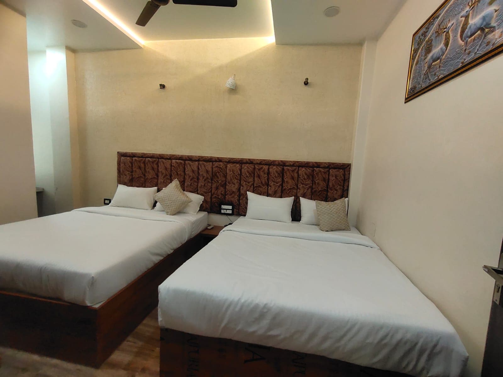 Shri Khatu Shyam Residency - Tap to explore photos
