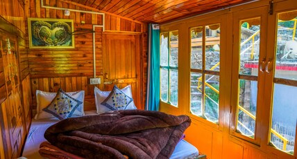 Neervan Room Type - Bedroom 1