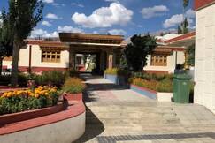 Global Family Resort Saboo