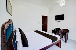Hotel O Krishna Manu Palace