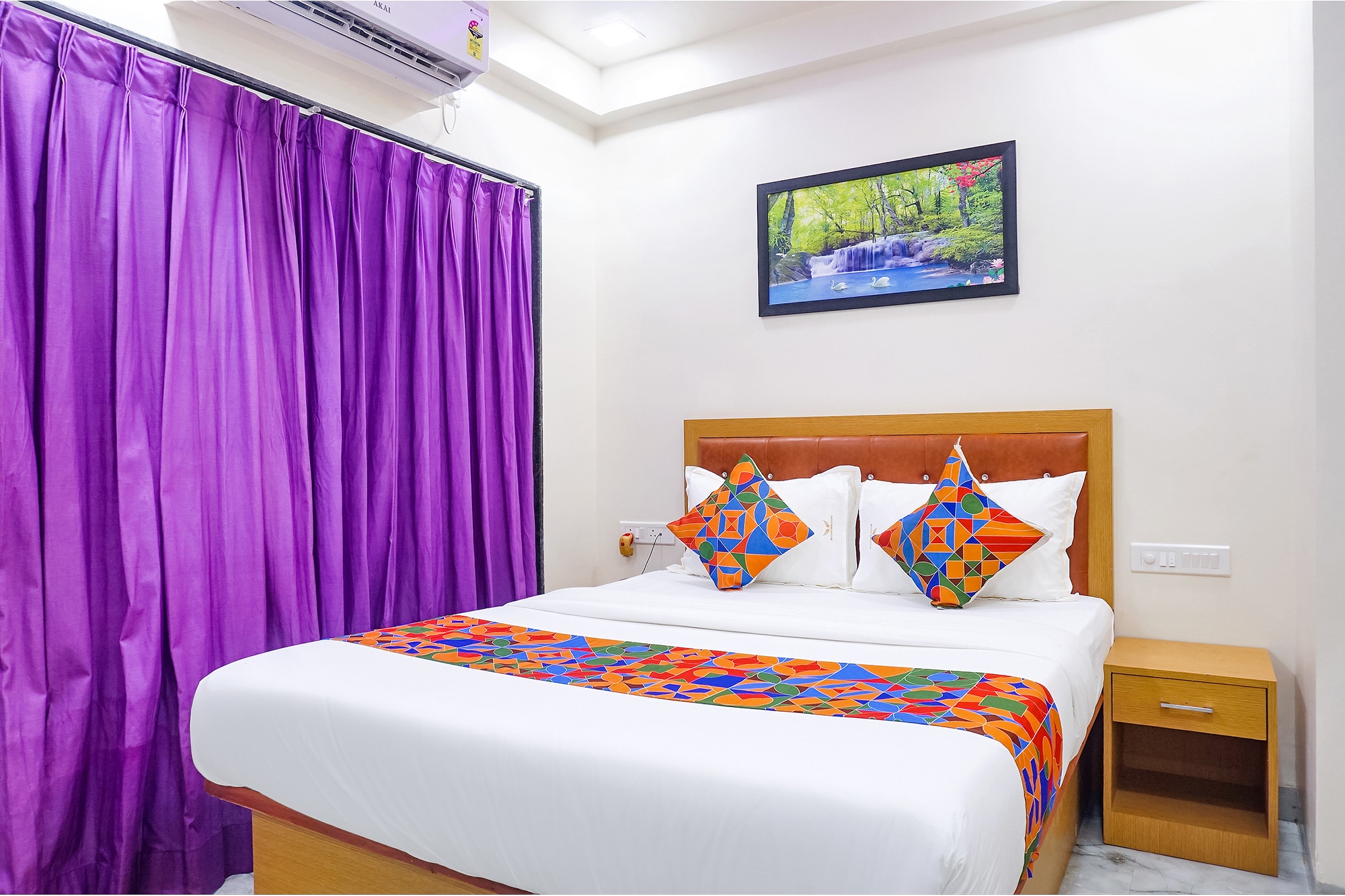 FabHotel Falcon Executive - Pan Card Club Road - Tap to explore photos