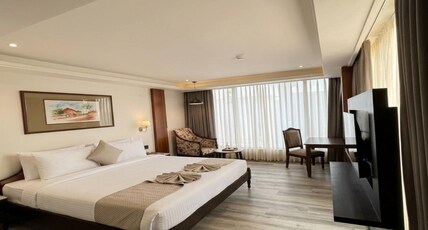 Comfort Hotel Kishore Azamgarh Room Type - Premium Room
