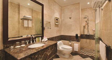 DoubleTree by Hilton Hotel Dhahran Room Type - FAMILY TWO BEDROOM SUITE