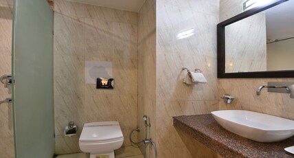 Hotel Madhuban Room Type - Executive Room with Free Wifi