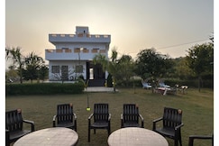 Pushp Vilas Farm Stay with Pool