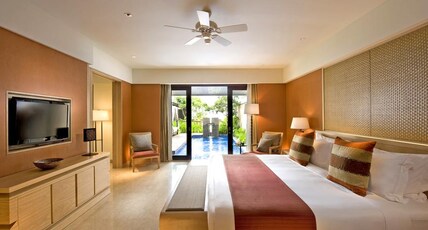 Conrad Bali Room Type - CONRAD POOL SUITE KING