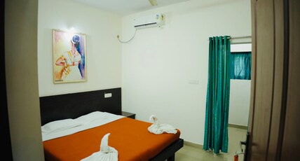 Padmatheertham Inn Room Type - STANDARD AC DOUBLE
