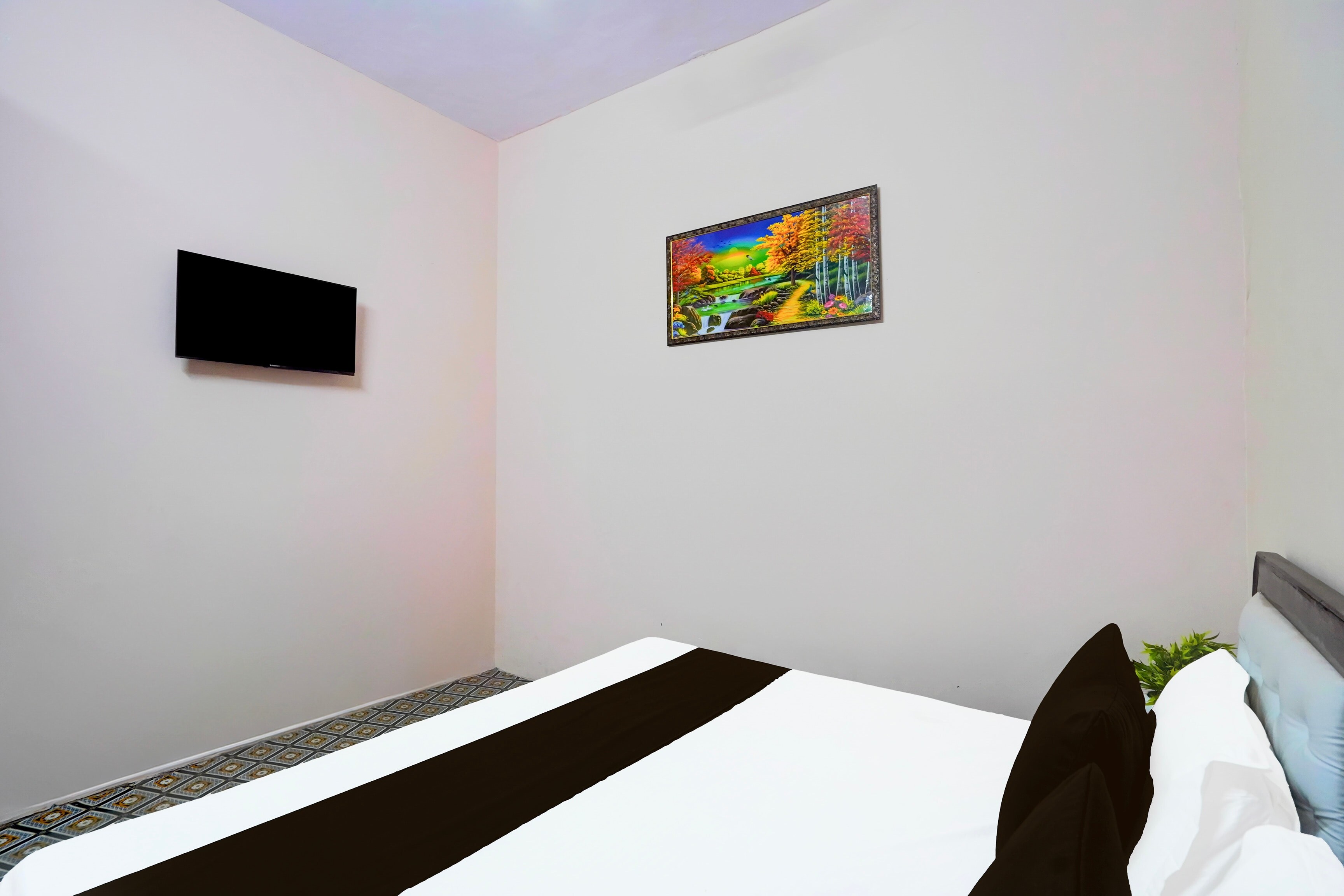 Hotel O Shakti Residency - Tap to explore photos