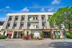Address of Hotel O near Juanda Airport formerly Azzahra Guest House Family