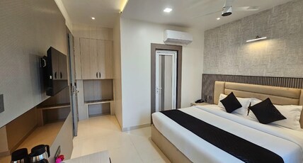Hotel Glorious Grand Room Type - PREMIUM CITY VIEW