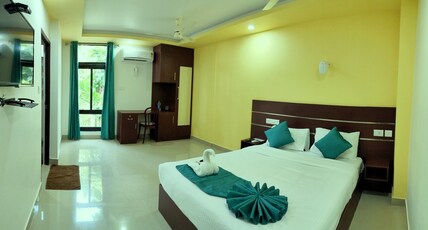 Aurelia  La Casa Room Type - Deluxe Room AC