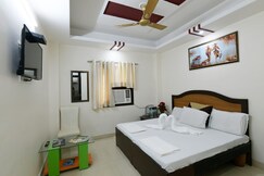 Hotel Frank Inn @2 Min Walking Distance from Railway Stn