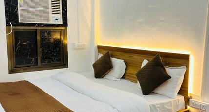 Sitaram Guest House Room Type - Double Bedroom Ac
