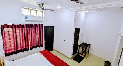 Hotel Sakshi Palace Room Type - Two Bedroom with private balcony and washroom