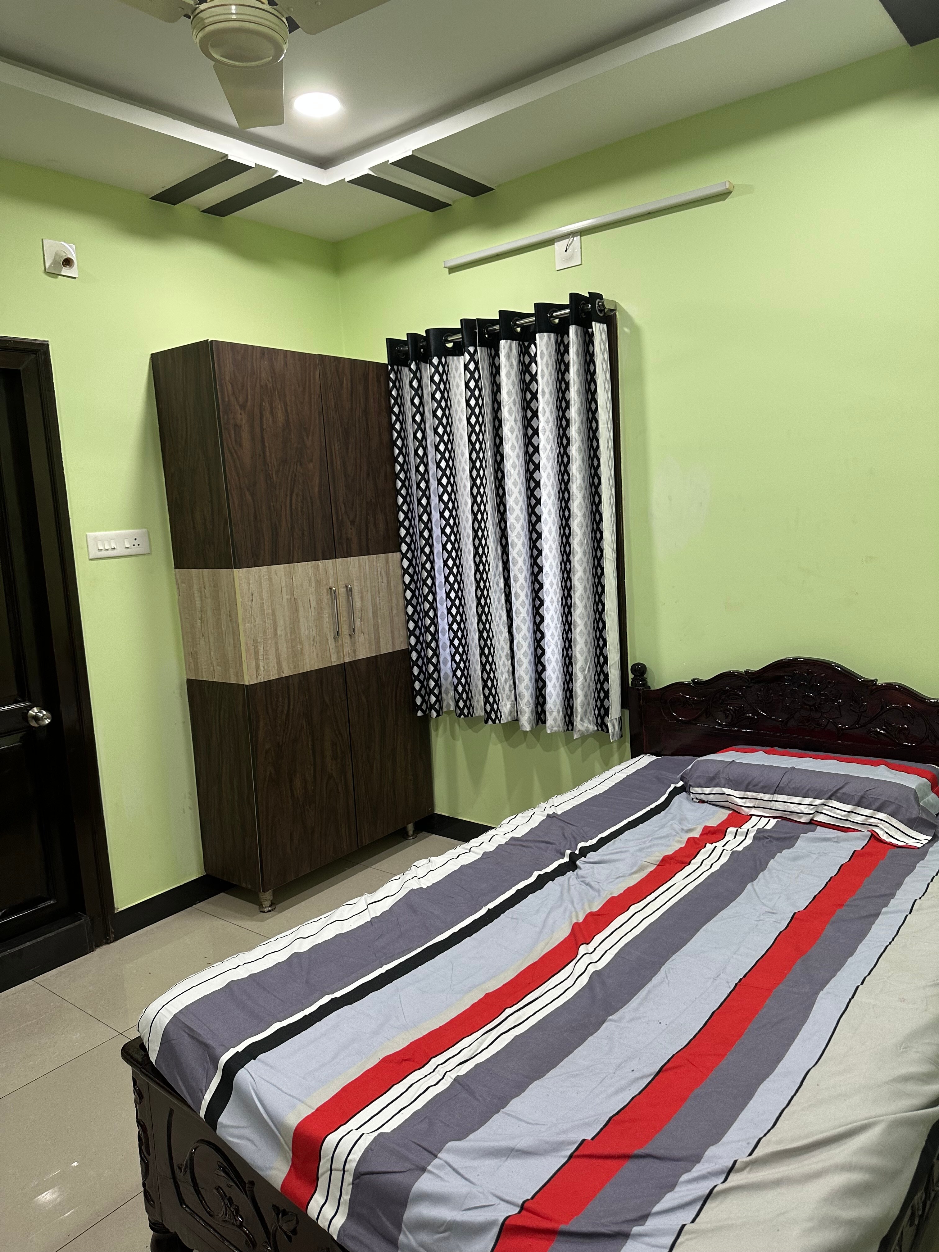 SREENILAYAM LUXURY HOME STAYS - Tap to explore photos