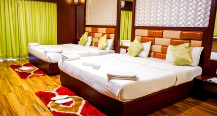 Khushi Riverside Resort & Spa Room Type - Deluxe Family Room (2 Double Beds) - With Balcony