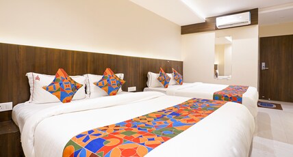 FabHotel Casa Royal Residency Room Type - Family Room