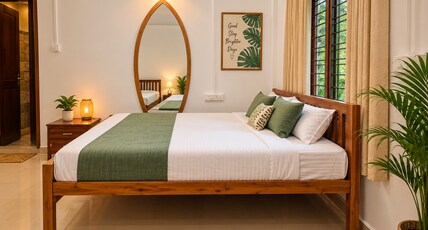 Happy Land - Stay by the Cliff Room Type - Deluxe AC room
