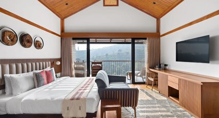 WelcomHeritage Ayatana Ooty Room Type - Presidential Suite