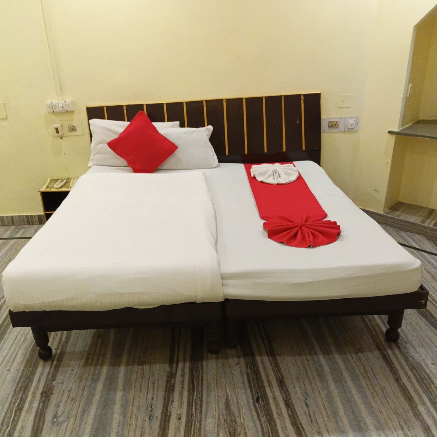 Hotel Panghat - Tap to explore photos