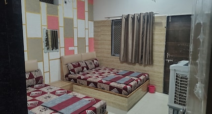 Hotel Murlidhar Room Type - 2 Bedroom Family Room with Balcony Hotel Murlidhar Room Type - 2 Bedroom Family Room with Balcony