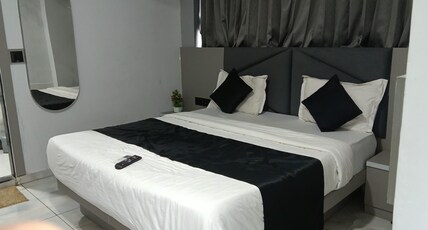Hotel HR Gold Room Type - Deluxe Room with City View Hotel HR Gold Room Type - Deluxe Room with City View