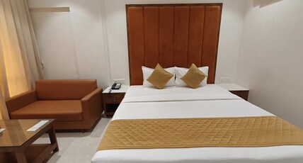 Hotel Silver Palace Room Type - Deluxe Room Hotel Silver Palace Room Type - Deluxe Room