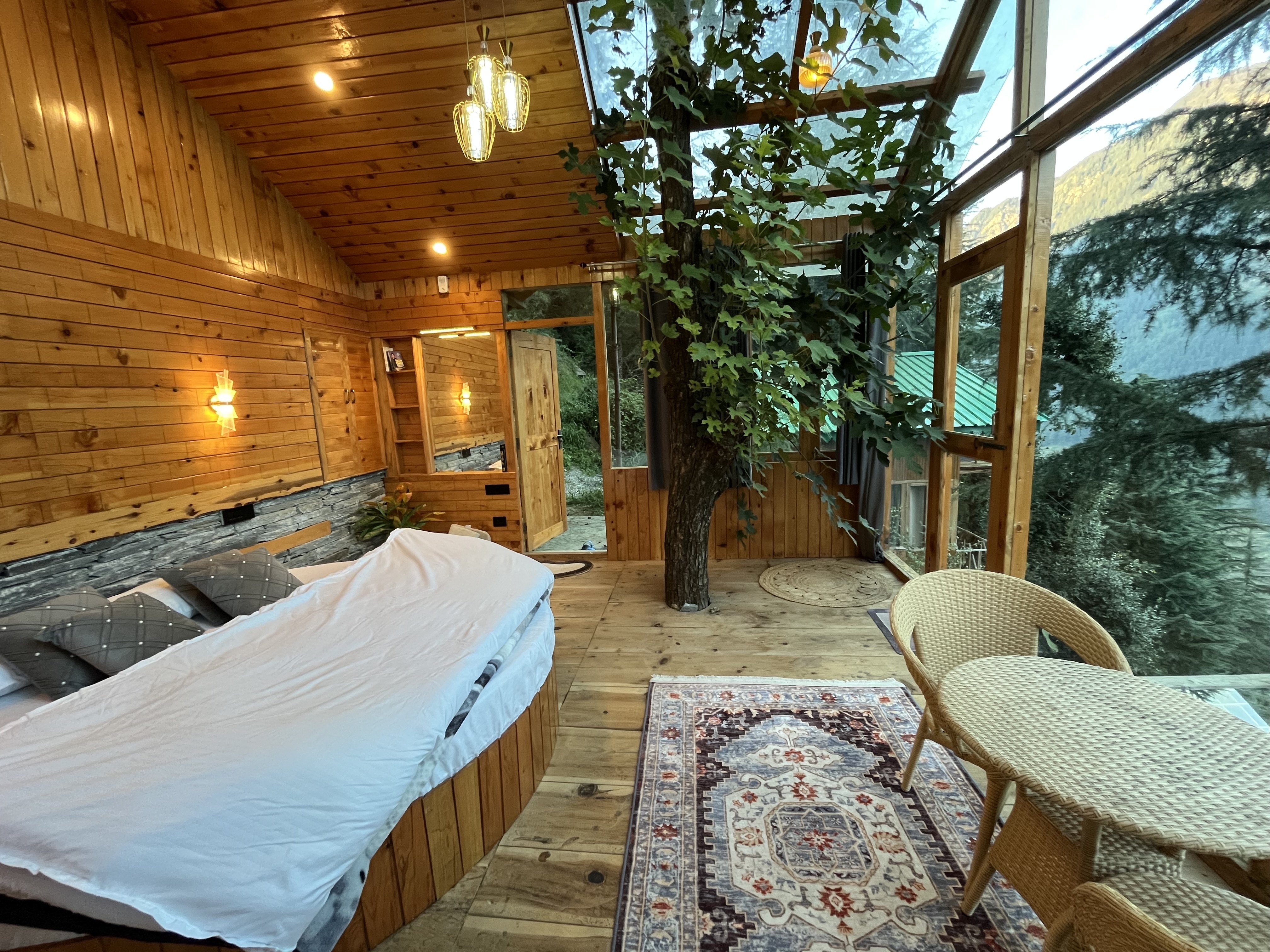 Erosia The Luxury Treehouse Retreat - Tap to explore photos