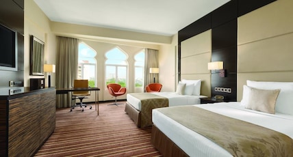 Ramada by Wyndham Colombo Room Type - Deluxe Twin Smoking Room with Two Double Beds - 15 Percent Spa Discount