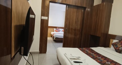 Hotel Mudra Room Type - AC Family Room