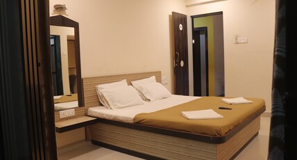 MARINE OASIS Room Type - DELUXE ROOM