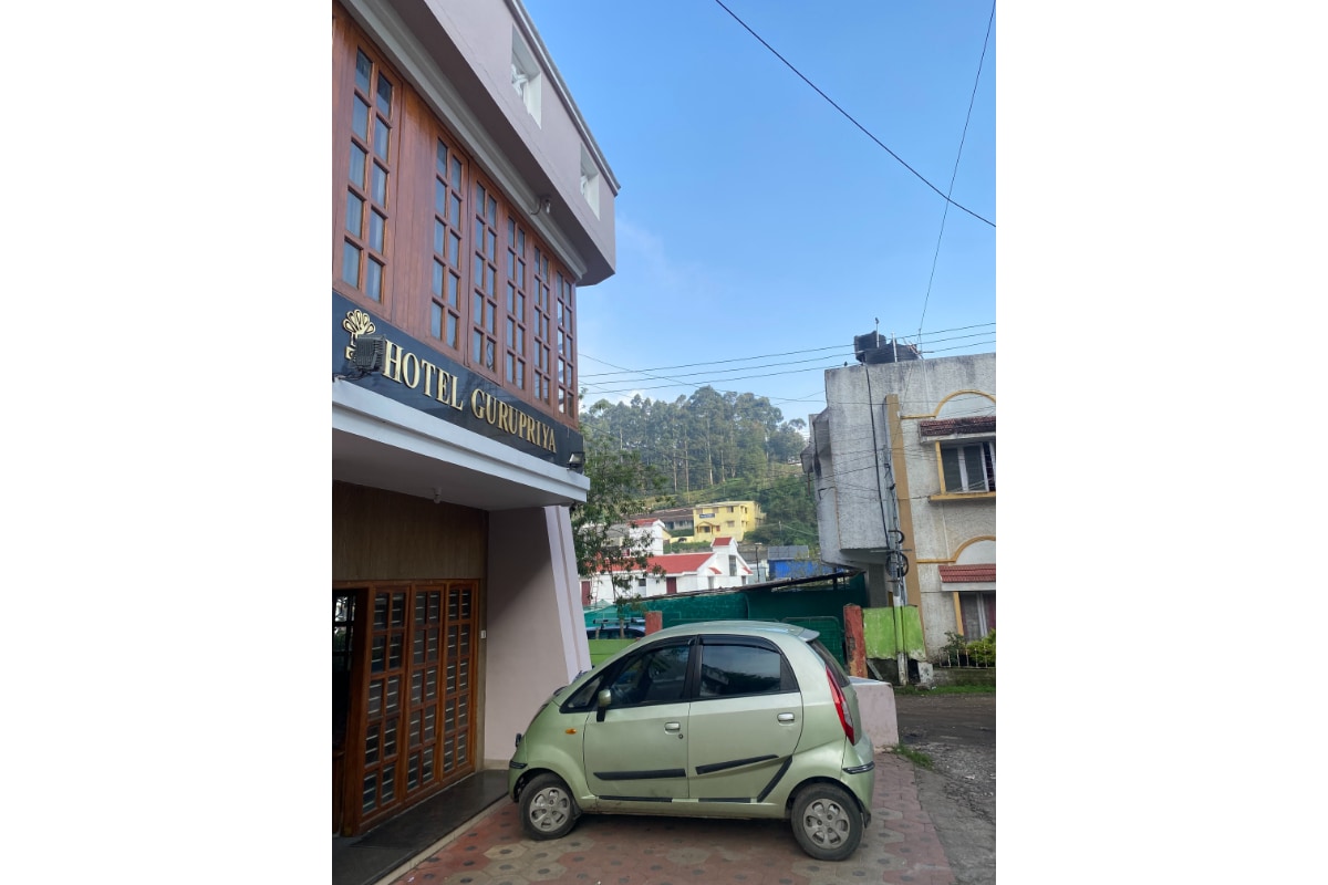 Hotel Gurupriya - Tap to explore photos