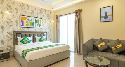 Treebo Royal Divine Room Type - Deluxe Family Room